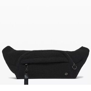 Lulu lemon crossbody